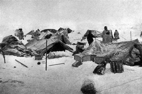 Легендарный "Челюскин": триумф или трагедия