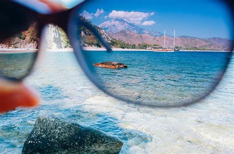 The Advantages Of Polarized Sunglasses All About Vision