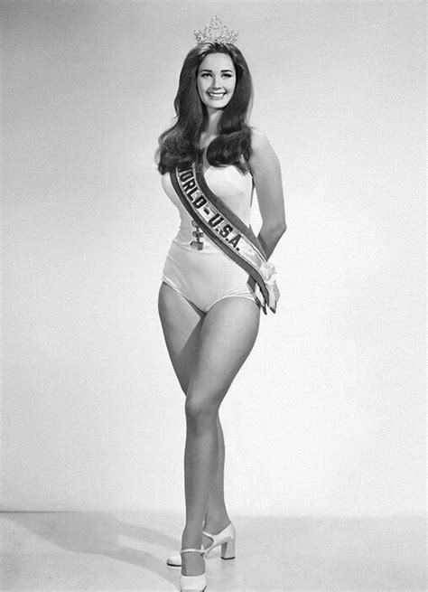 Lynda Carter Wonder Woman Pictures Miss Mundo Retro Lingerie Miss