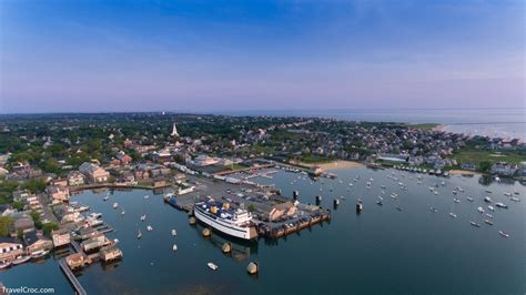 Best Time to Visit Nantucket MA | By Season & Crowds