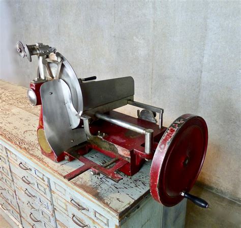 1920s Cast Iron Hand Crank Meat Slicer At 1stdibs Cast Iron Meat