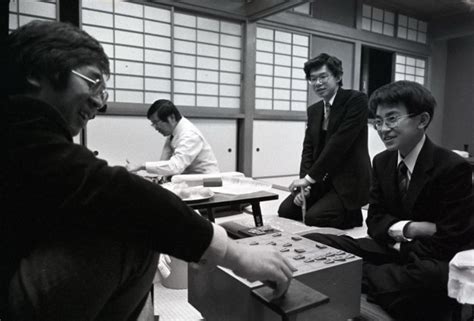 【写真】【特別対談】羽生善治・将棋連盟会長が語る「1996年の七冠制覇」と「八冠に挑む藤井聡太」《その1》／「私のデビュー戦は、藤井さんとは大違いでした」｜newsポストセブン Part 2