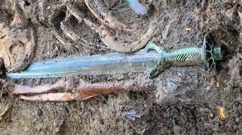 3 000 Year Old Sword From The Urnfield Culture Found In Germany R