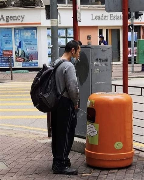 netizens  hk  returned  normal  man caught smoking