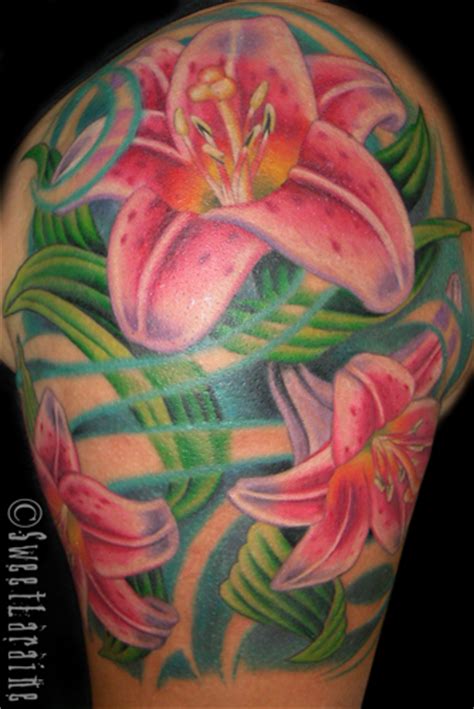 stargazer lily tattoo | Gallery Best Tattoo