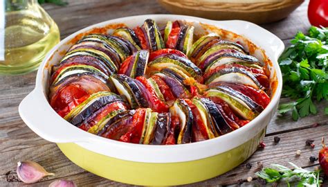 Receita de ratatouille como fazer o prato vegetariano clássico da