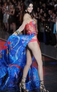 Kendall Jenner Flaunts Her Ass And Camel Toe At The Victoria S Secret Fashion Show