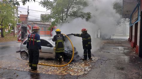 Campana Noticias Se Incendia Un Auto Frente A Un Taller Mec Nico