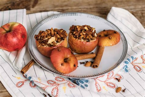 Bratapfel Mit Kirschmarmelade Und Mandeln Rezepte Suchen