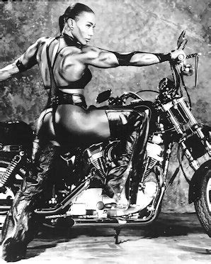 Lenda Murray Ms Olympia Sexy Amazing Muscle FBB Ameman Porn Pictures XXX Photos Sex Images