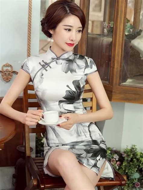 Pin By Bruno Catellani On Gals Chinese Dress Dress Qipao