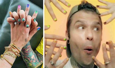 Lo Smalto Di Fedez Fa Tendenza Il Lancio Della Sua Linea Noon By Fedez