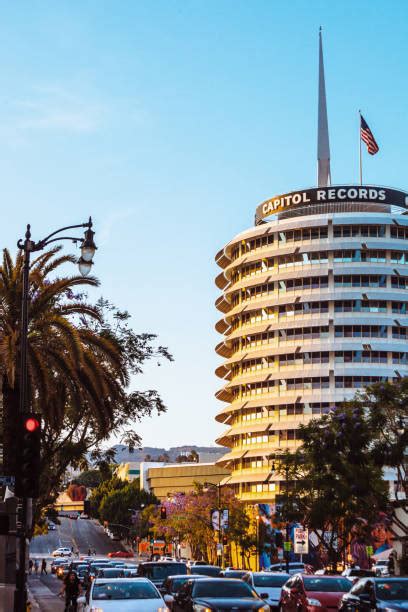 Capitol Records Building Foto Foto Foto Stok Potret And Gambar Bebas