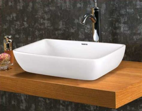 Sanyo Camroon Ceramic White Table Top Wash Basin 510 X 305 Mm At Rs