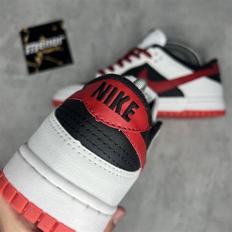 Dunk Low Branco Preto E Vermelho Menor Imports