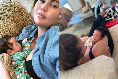 Chrissy Teigen Shares Laid Back Selfie With Baby Son Wren Phoot