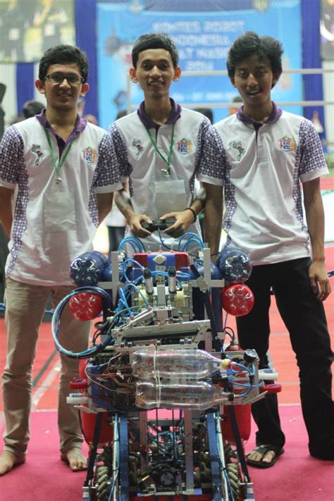 Itb Kembali Raih Prestasi Di Kontes Robot Indonesia 2014 Tingkat