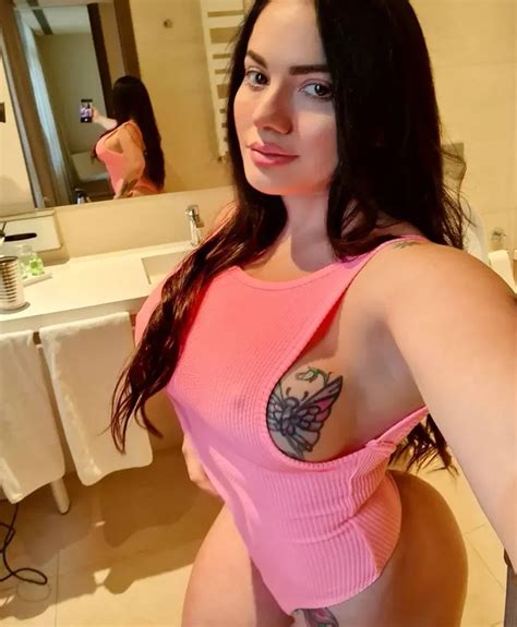 38 Hot Tattooed Latina Sexy Side Boob 58ssbp THESEXIER Net