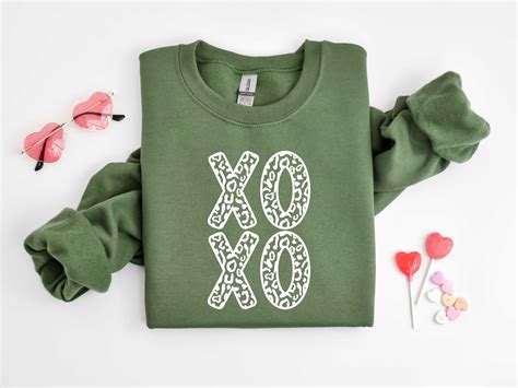 Sudadera Xoxo Camisa De Abrazos Y Besos Camisa Xoxo Del Día De San