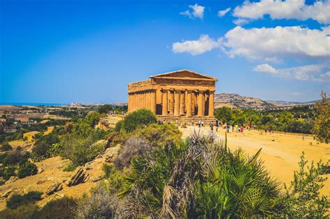 Valle Dei Templi The Golden Beauty Of Agrigento • Svadore Agrigento