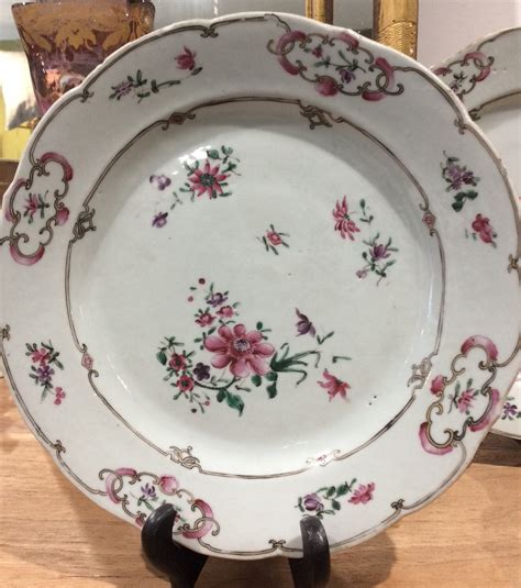 Proantic Paire Dassiettes En Porcelaine De La Compagnie Des Indes