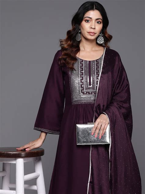 Libas Women Ethnic Motifs Yoke Design Pleated Sequinned Kurta With