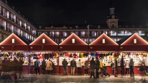 Horarios Del Mercado De Navidad En La Plaza Mayor De Madrid