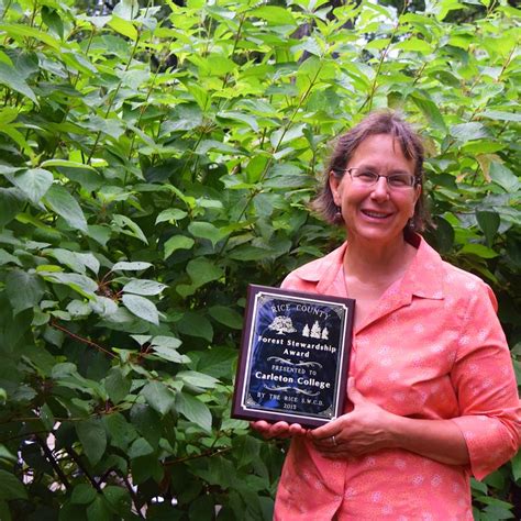 Arboretum Receives 2015 Forest Stewardship Award Cowling Arboretum