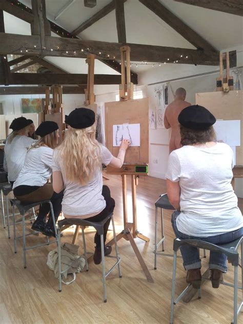 life drawing classes cheltenham - tomoko-leibenstein