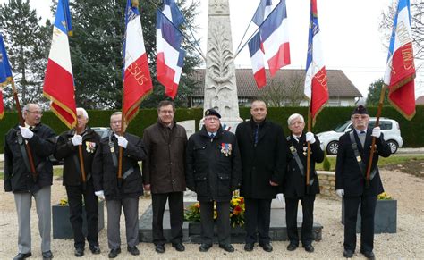 Les Auxons Hommage Aux Morts Dafrique Du Nord