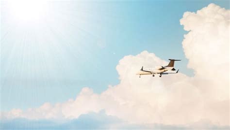 menjadi pilot tugas  jenjang karir pilot gramedia literasi