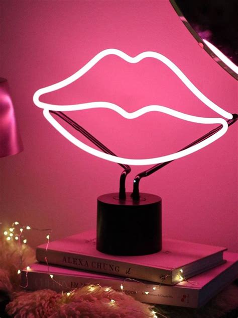 The Lips Neon Desk Lamp Is A Makeup Lovers Must Have The Soft Pink Neon Glow Will Make Any