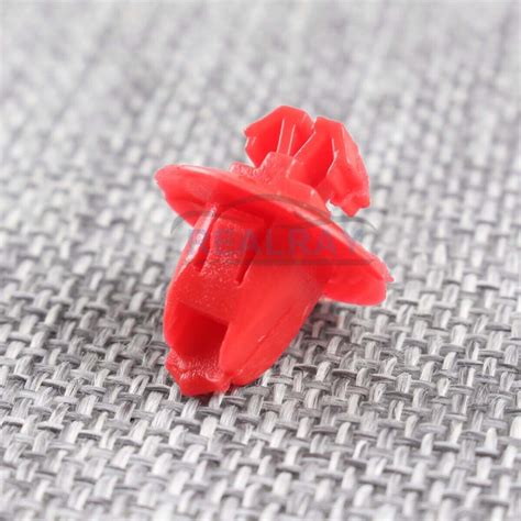 100 Red Mudguard Fender Flare Moulding Retainer Clips For Toyota