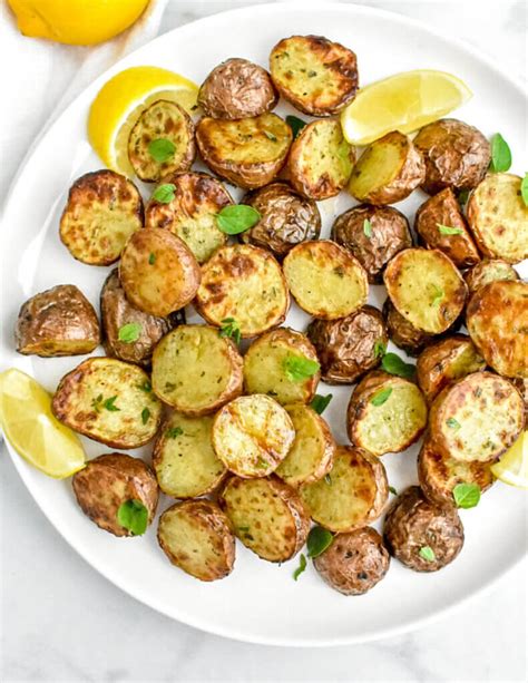 Crispy Air Fryer Greek Potatoes Herbs And Flour