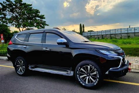 Mitsubishi Pajero Sport Dakar Sunroof 2016 DP Minim MobilBekas