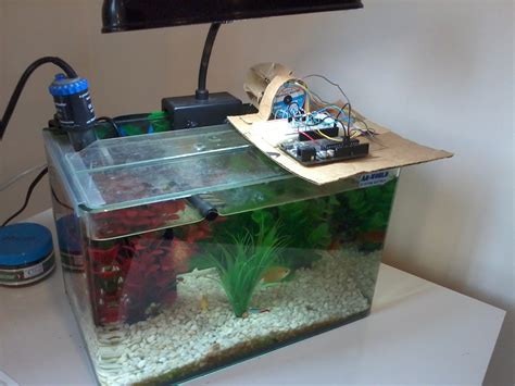 NZ Nano: Automatic fish feeder