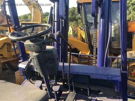 Used Komatsu 7t Forklift Model Fd70 Original From Japan FD 50 FD20