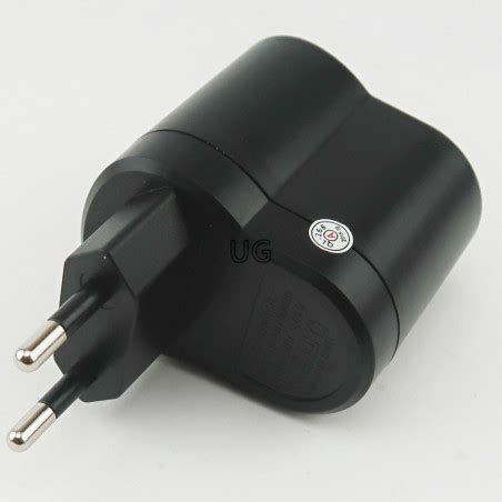 Adapteris 220V 12V USB