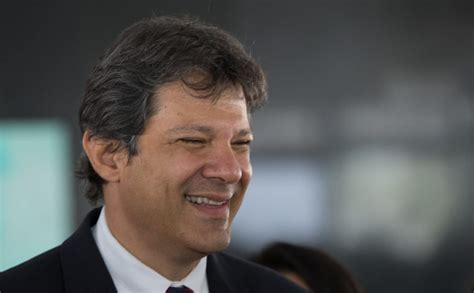 Após reunião na casa de Haddad corrente do PSDB declara apoio ao candidato