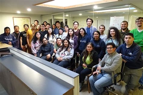 Estudiantes de Ingeniería Naval visitaron industrias del rubro naval y