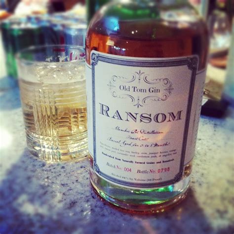 Ransom Gin And Ginger Ale On The Rocks Wine Bottle Ginger Ale Gin