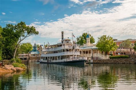 Liberty Square Riverboat At Walt Disney World Attraction Insight