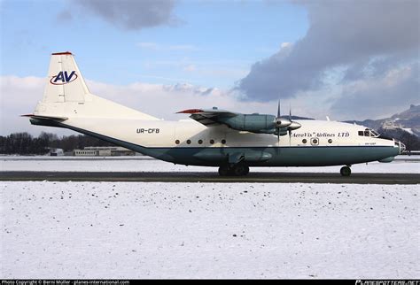 UR CFB Aerovis Airlines Antonov An 12 Photo by Berni Müller planes