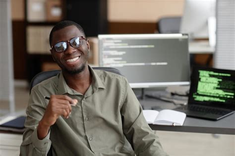 Premium Photo Male It Specialist Smiling At Camera