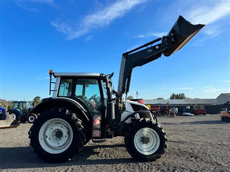 2016 VALTRA N113 HI TECH JC Tractors Tractors Farming Machinery