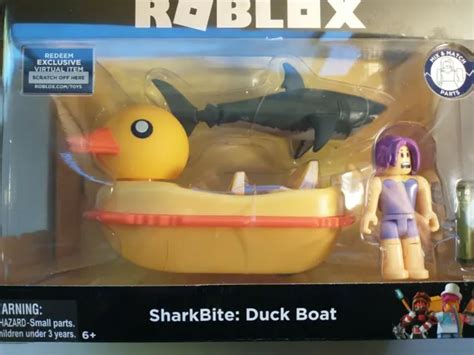 ENSEMBLE DE FIGURINES Roblox Celebrity Collection SharkBite Canard