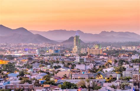 Ffotografías de la Torre Tres Ríos en Culiacán Sinaloa