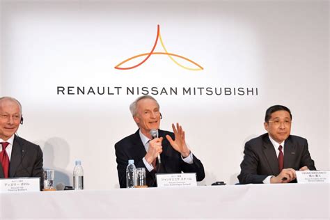 Renault To Lose Stake In Nissan In Restructuring Deal Upi