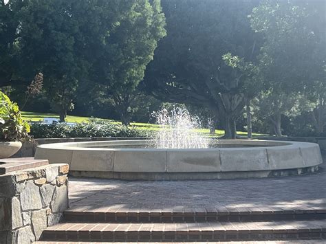 Laura's Miscellaneous Musings: A Visit to Rose Hills Memorial Park