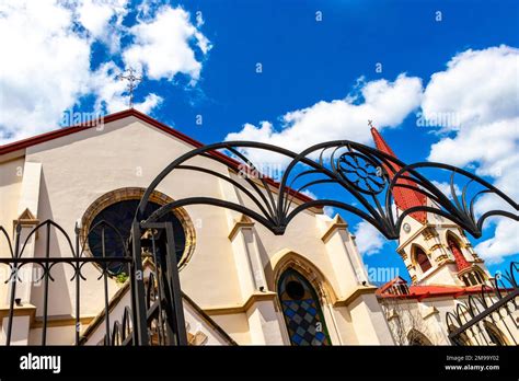 Iglesia Nuestra Se Ora De La Merced Church Architecture In Merced San